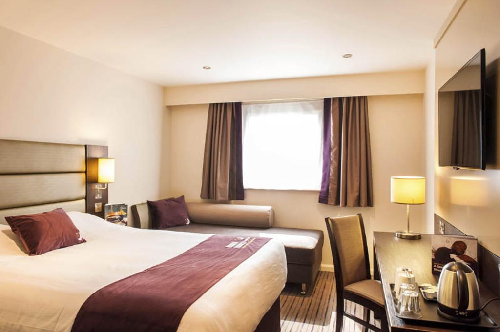 Premier Inn Inverness East Room photo