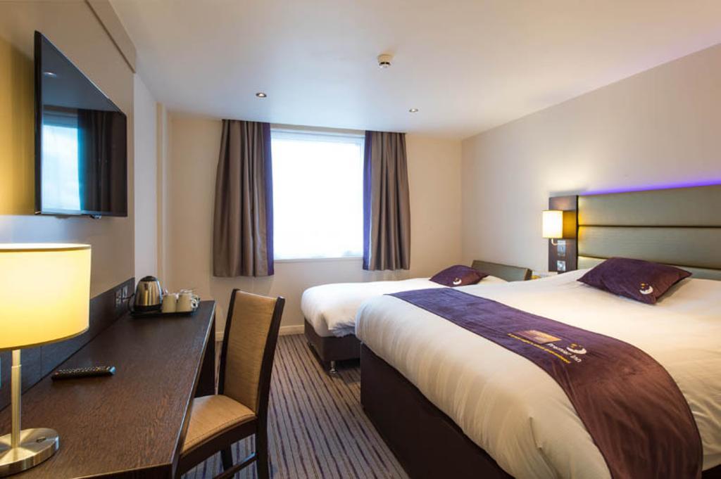 Premier Inn Inverness East Room photo