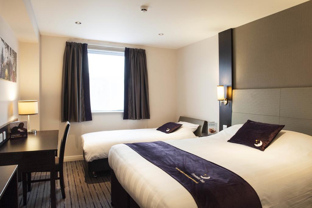 Premier Inn Inverness East Room photo