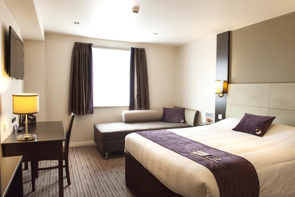 Premier Inn Inverness East Exterior photo